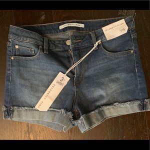 NWT nanamacs Jean shorts